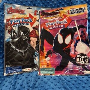 Spiderman Man Across the Spiderverse & Avengers Play Pack Grab & Go Set